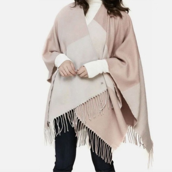 Soia & Kyo Acrylic Dusty Pink/Cream Colorblock Shawl Cardigan w/Fringe Wrap O/S - Picture 2 of 5
